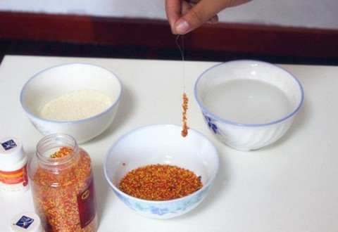 蚯蚓做饵没鱼口,不妨加工一二