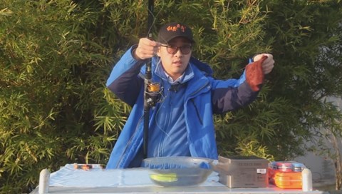 白条杀手 白条论钓纺车轮上线教学 [视频]