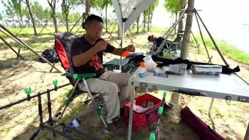 李大毛钓鱼：鲢鳙钓组大浮漂要这样做，有效防止爆环 [视频]