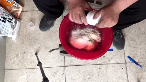 宝峰钓鱼 如何调配饵料的状态简单实用效果好 [视频]