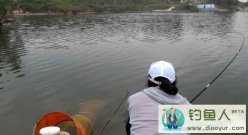 鲂鱼湖五米四手竿擒获大青鱼日记(多次放绳)