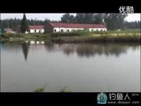 长江边撞水诱翘嘴，小汐路亚钓翘嘴 [视频]