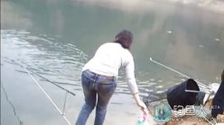 夫妻大战万峰湖，美女老婆狂拉鲫鱼乐呵呵 [视频]