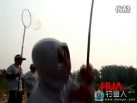骄阳下的搏斗——王超PK大草鱼全过程 [视频]