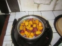 自制红薯钓鲤鱼和草鱼的爆炸钩饵料配方