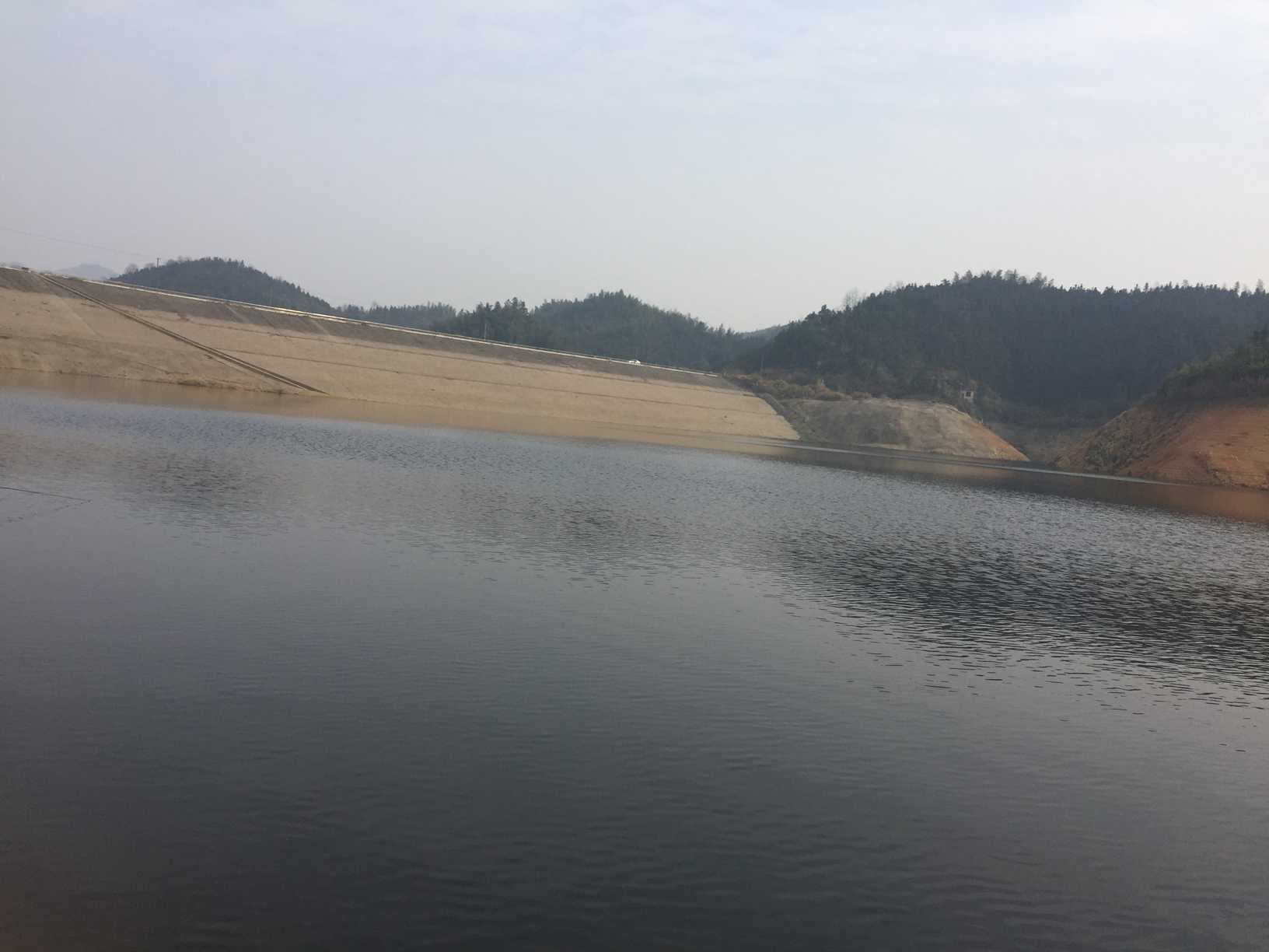 新年抽空来钓鱼 大鲤大鲫出水来