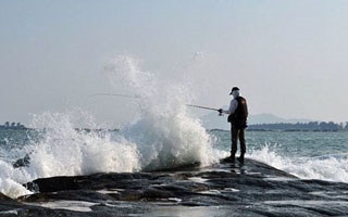 浅谈天气与海洋变化对矶钓的影响