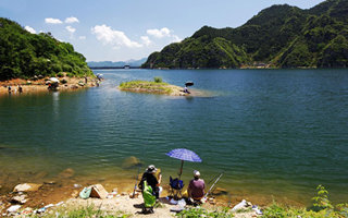水库野钓打窝的五个实用技巧