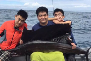吉隆坡云滨小镇海钓黑旗鱼钓鱼之旅 [视频]