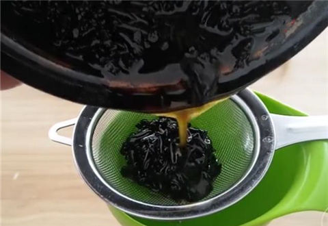 丁香油小药的制作方法,冬季野钓诱鱼效果超好