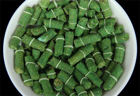 怎么样才能钓到草鱼?用对饵料很重要