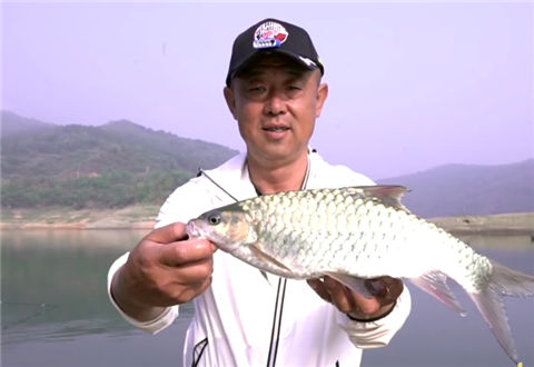 游钓中国第四季01 初探壮族隐秘山寨, 寻钓罕见青竹鲤鱼 [视频]