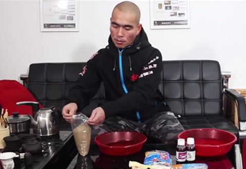 渔课堂 老钓手教你如何开出绝佳的搓饵 [视频]