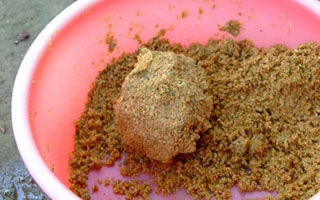 野钓开饵时须注意的六大状态