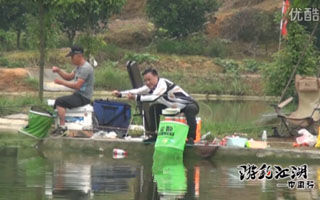 游钓江湖之中国行29 笑哥浦江黑坑挑战鲫鱼 [视频]