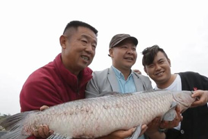 游钓中国第一季53集：大毛入黑坑激情试钓大青 [视频]