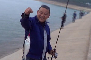 三本先生：塔山水库傍晚路亚钓翘嘴 [视频]