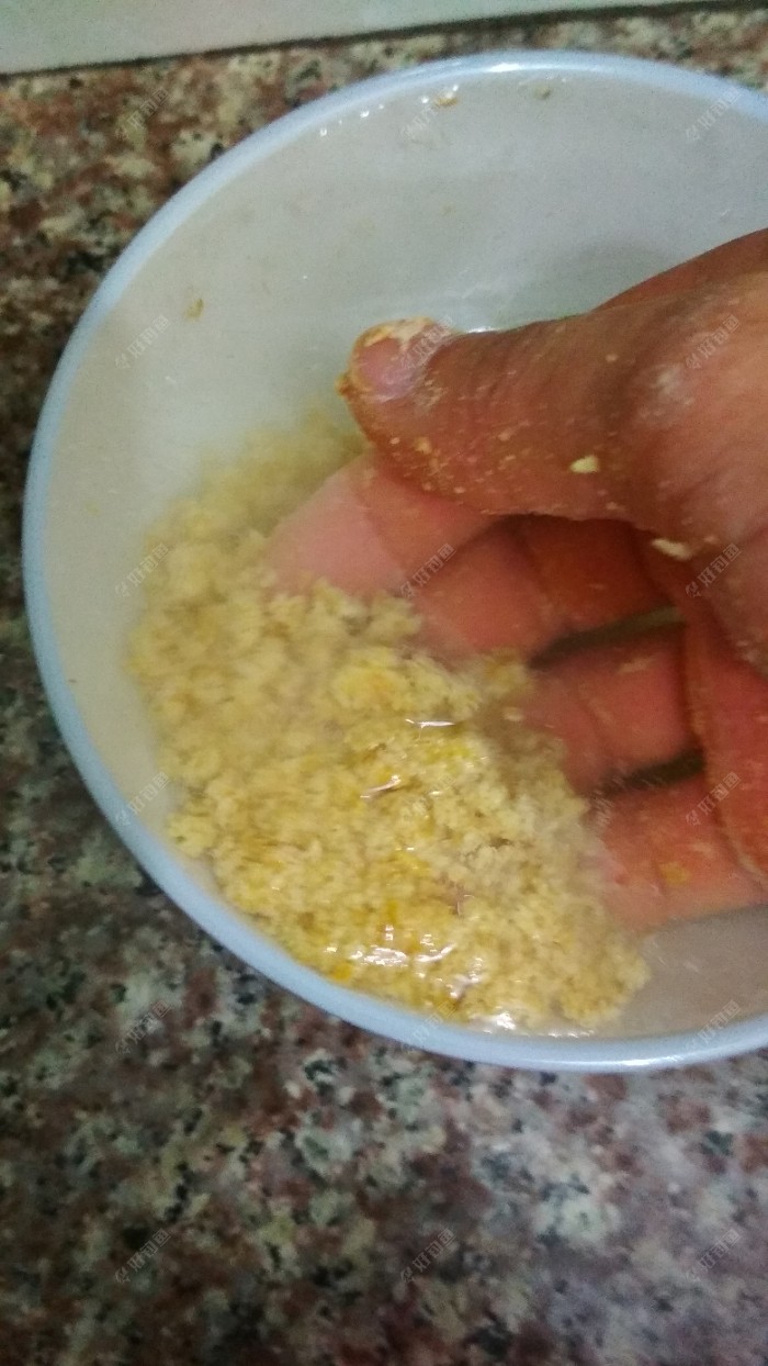 分享一下自制简单的鲢鳙鱼饵料