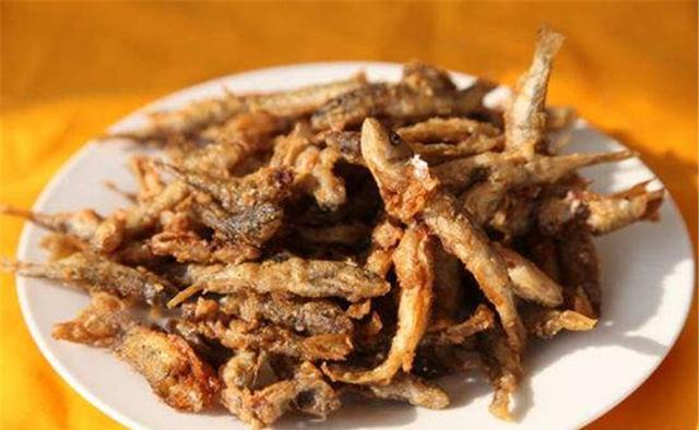 白条鱼:钓鱼人眼中是嫌弃,食客眼中是酥脆