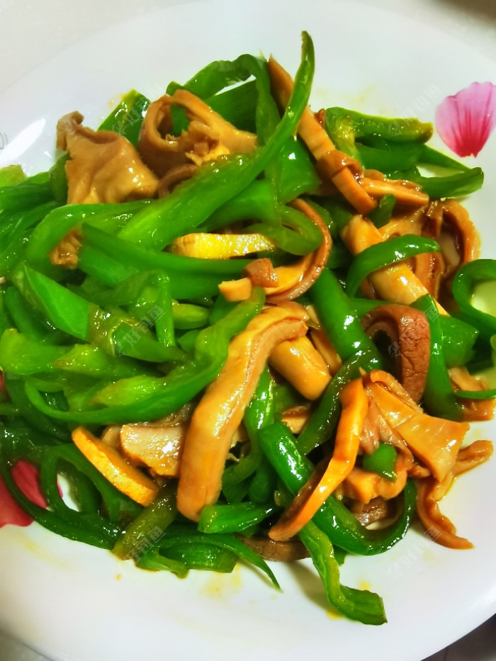 深水河滩作钓,翘嘴奶鲫迟到