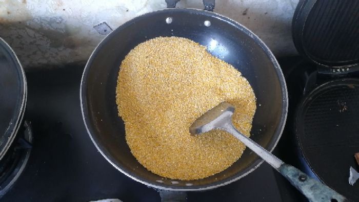 酒米窝料的简单泡制